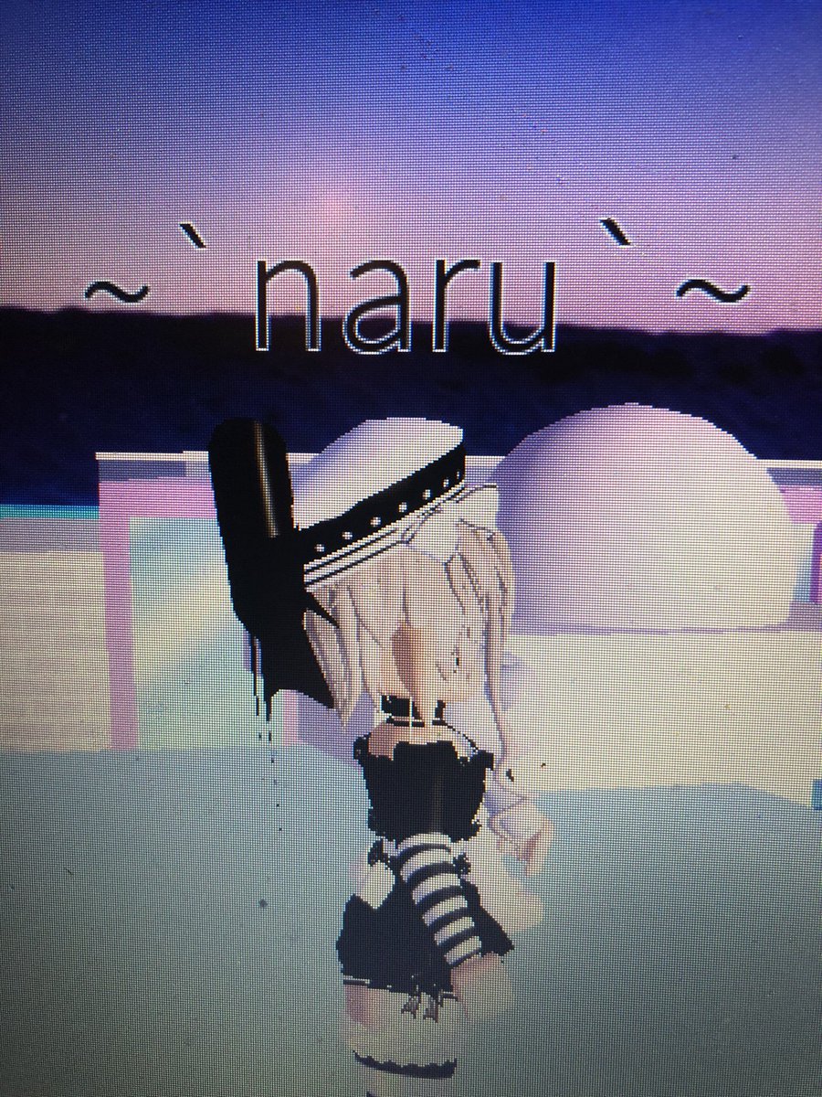 tomosia1's tweet photo. I think I made an outfit hack I hope the idea is not taken @cybernova @LeahAshe :3 ima call it sailor ribbon bow hat #royalehighoutfithack #rhhack #rh #royalehigh https://t.co/8LLKyijl9B