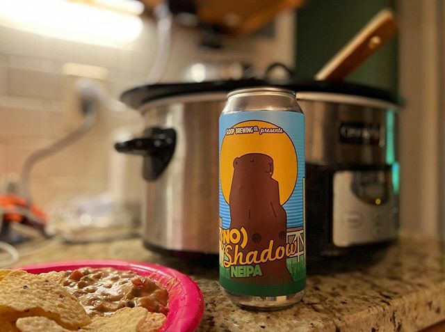 CraftbeerNY's tweet photo. We predict that most of us are more interested in the #craftbeerny situation &amp; whats in the #crockpot. #thinknydrinkny https://t.co/M95ta0NTut https://t.co/WQoQlLtBVW