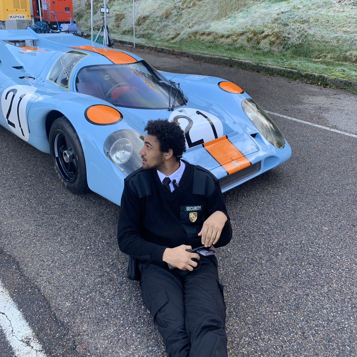 “the heist” premieres during super bowl tonight  #SuperBowlAd #porschead