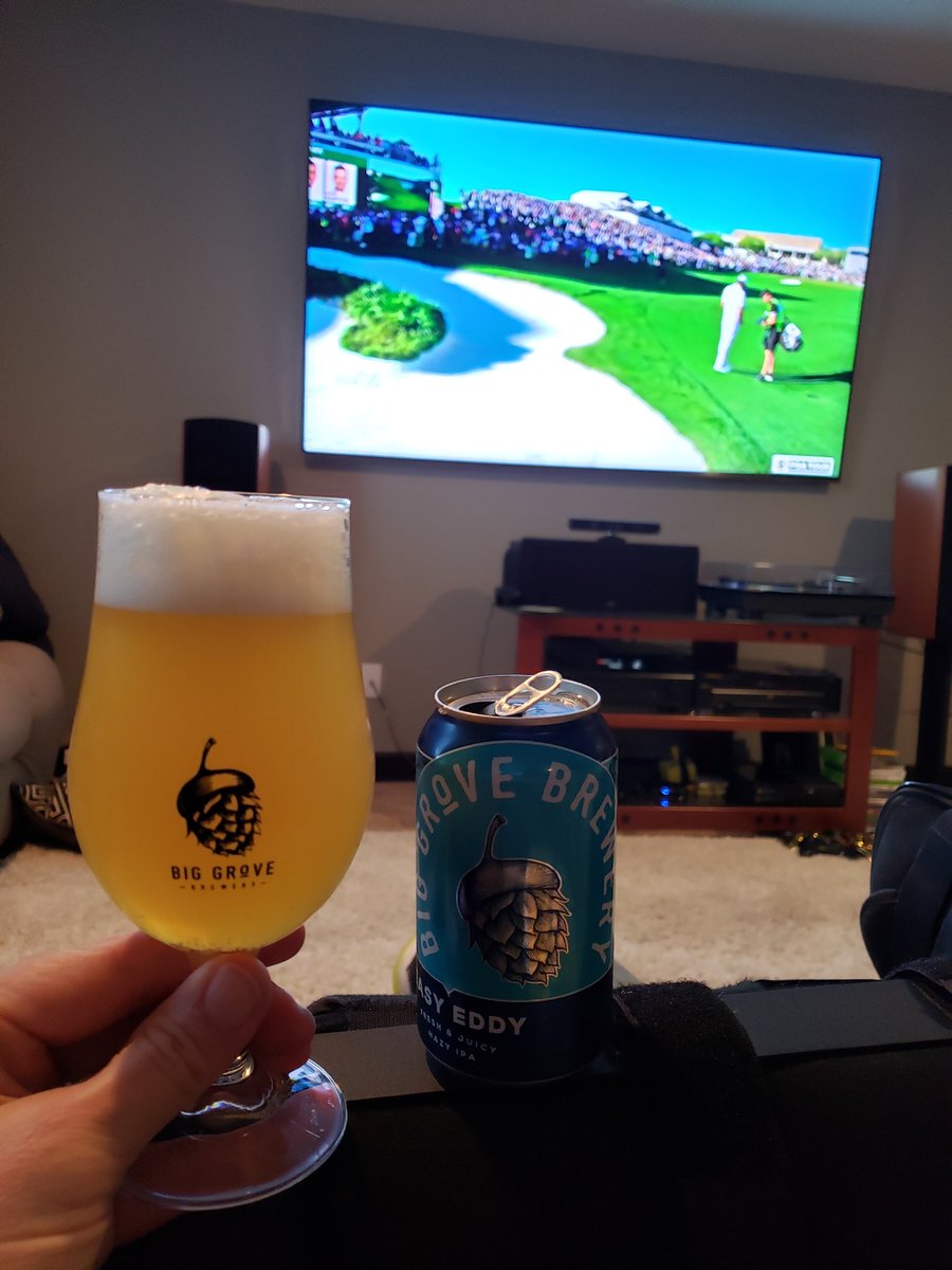chefmuggs's tweet photo. @iabeerbaron @BigGroveBrewery First @BigGroveBrewery beer of the real Super Bowl golf pregame show @PGATOUR @WMPhoenixOpen #easyeddy https://t.co/XqA4SVCK3b