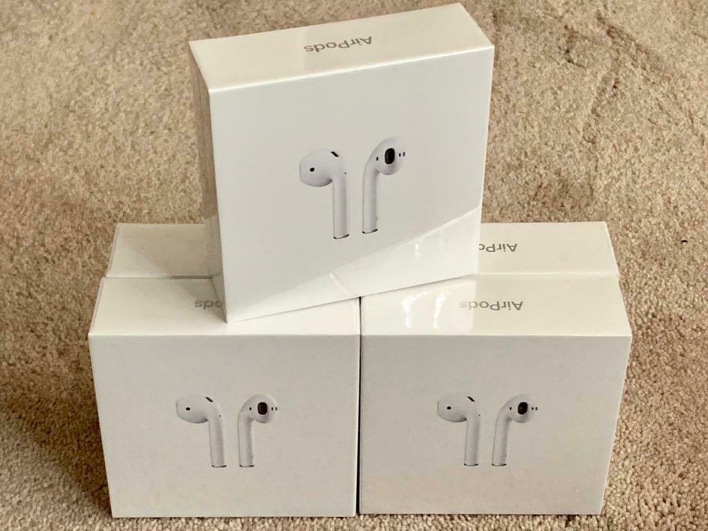 Joshuaxx_'s tweet image. If the 49ers win, I'll give everyone that RTs this some Airpods #SuperBowl