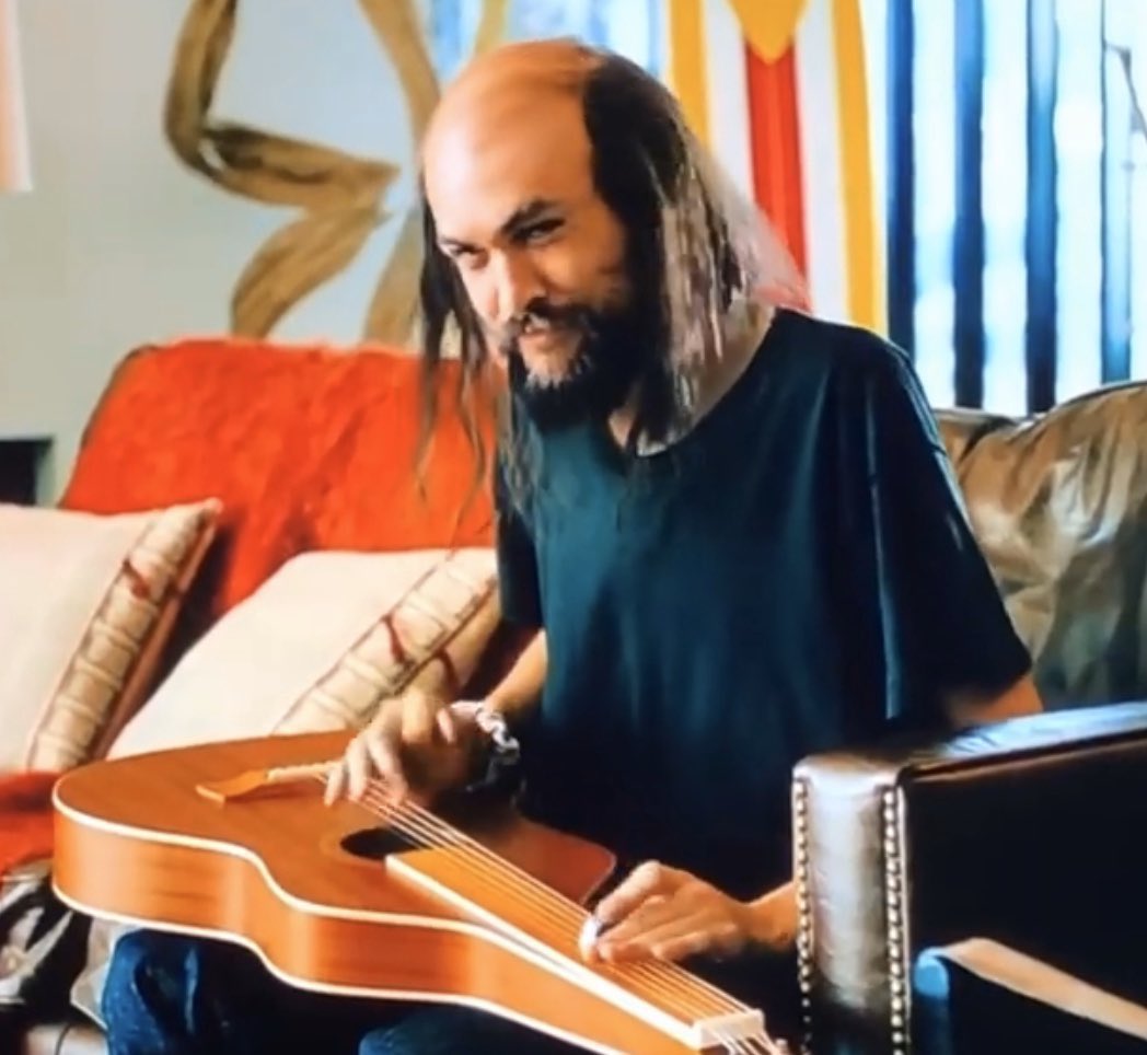 Him on his Tinder profile vs him irl #SuperBowlLIV