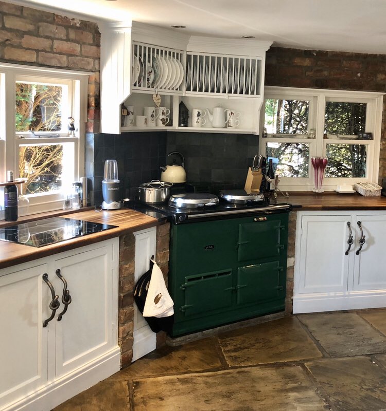 Caroline Aitken Interiors tweet media