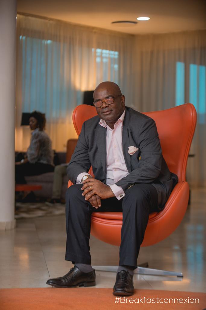 congossiens's tweet photo. @surleplateau de @b_onetv

#RDC Mardi 4/2, nous recevrons @EPOlengha avec qui nous parlerons de ses débuts politiques au sein d’ @EccoOfficiel et de son intégration chez @SCODE_RDC 
Nous évoquerons également l’aspect social et le quotidien des citoyens congolais, surtout kinois. https://t.co/VCg9VuY5RP