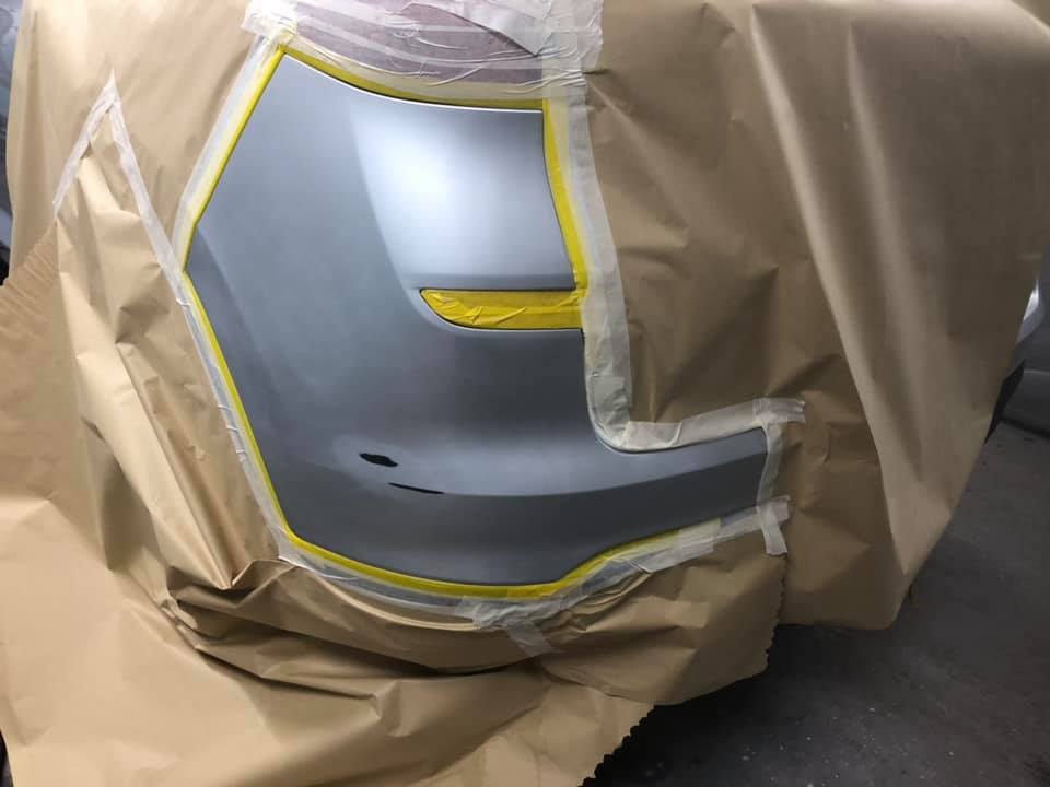 ShawburyVehicle's tweet photo. Another bury week for us, making sure that the scratches &amp; bumps were "never there".  #BrumHour #Vehicle https://t.co/7jJ9Axi3qN