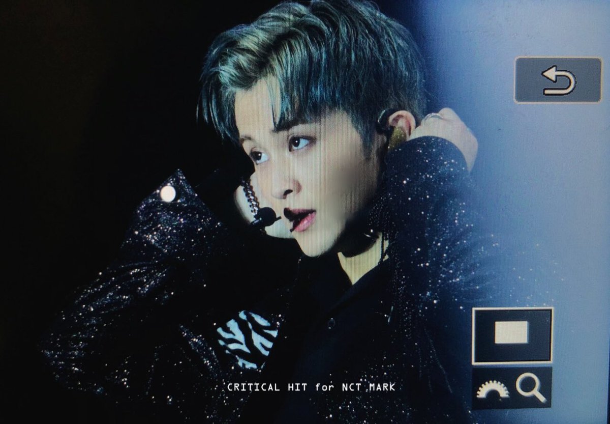 criticalhit0802's tweet image. 200201 #SuperM #MARK #마크