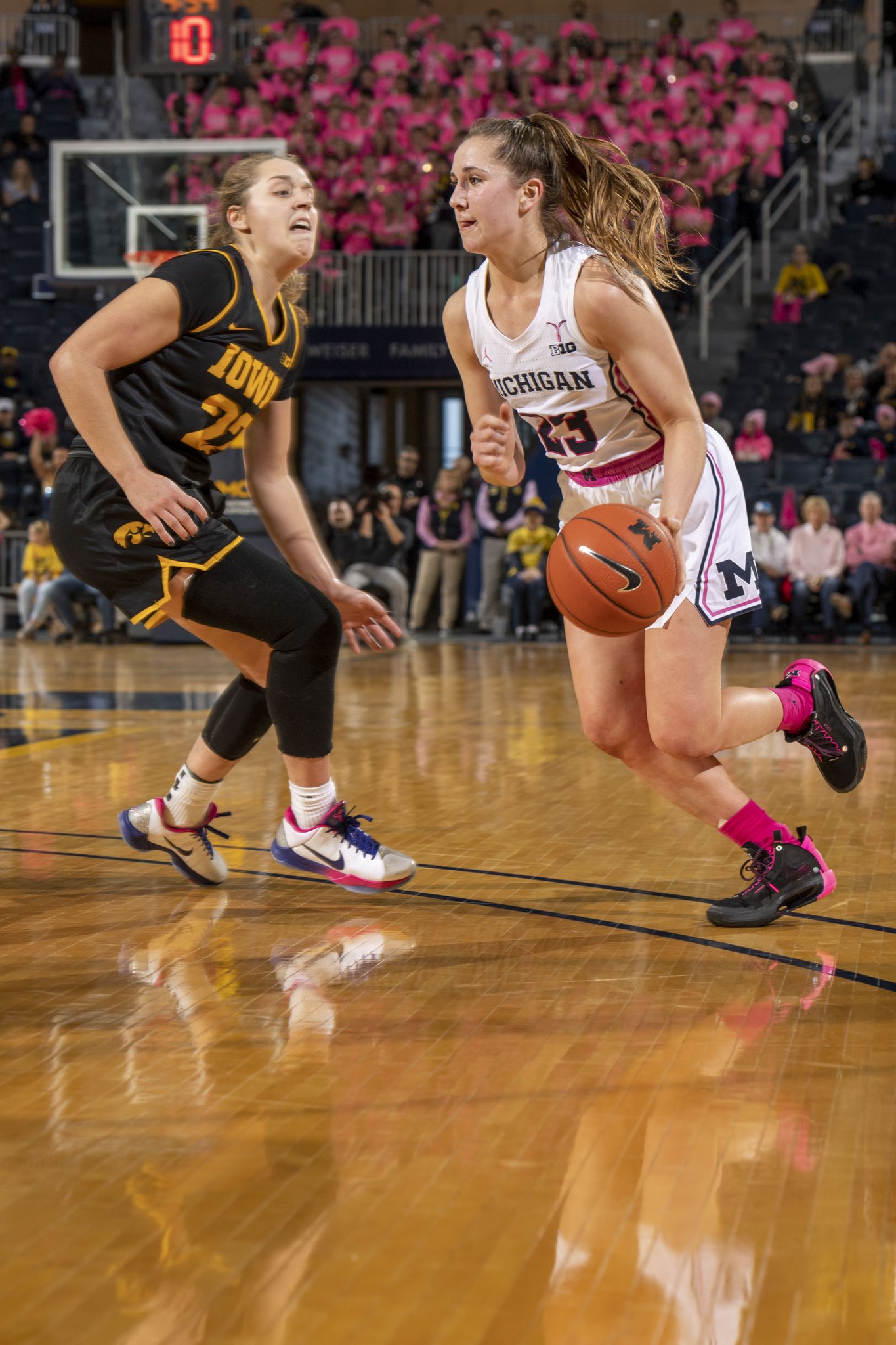 Michigan Women’s Basketball on Twitter ".daniellerauchy scored a