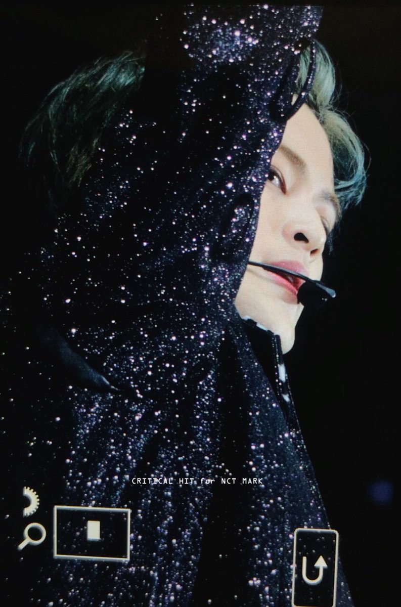 criticalhit0802's tweet image. 200201 #SuperM #MARK #마크