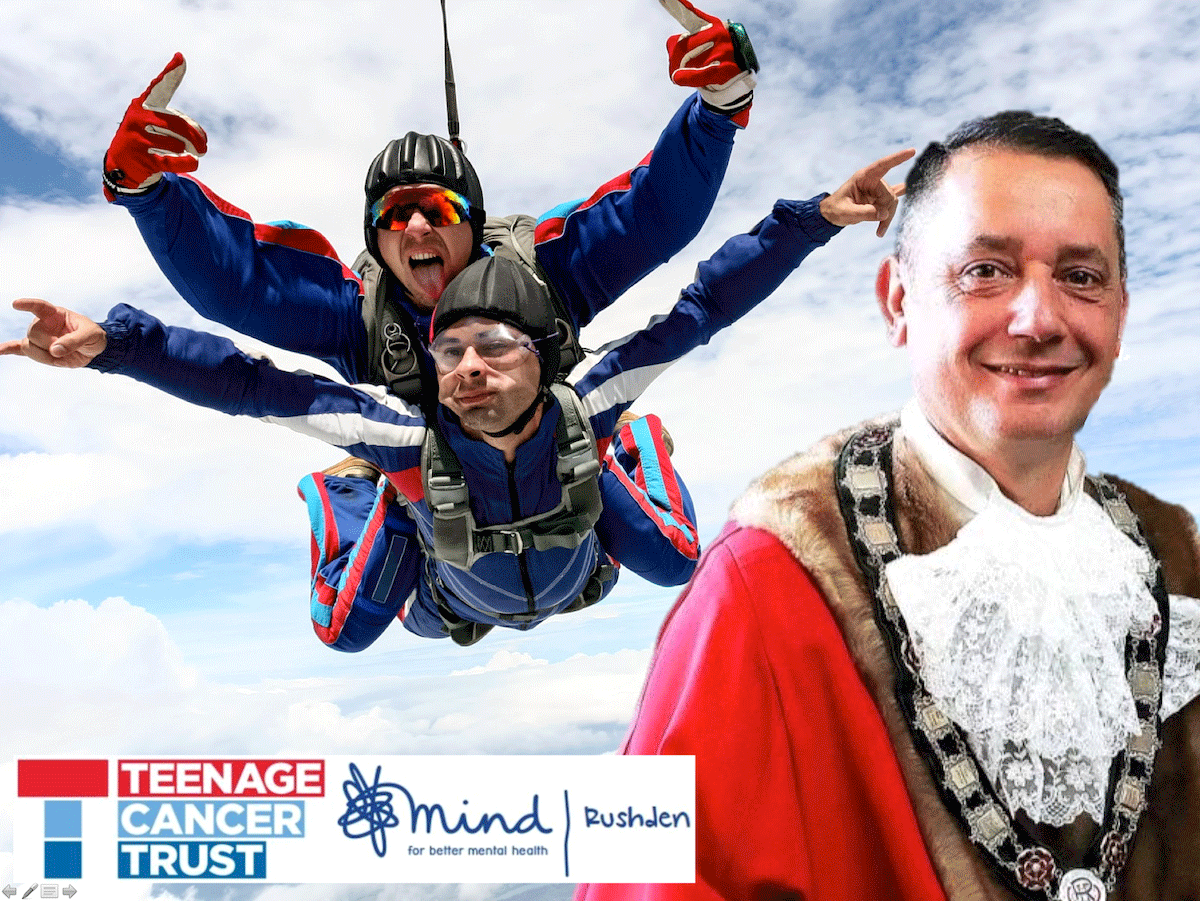 Rushden mayor Cesare Marinaro is jumping out of a plane to raise money for <a href="/TeenageCancer/">Teenage Cancer Trust</a> and <a href="/RushdenMind/">Rushdenmind</a>! Would you be willing to help?
You can support him at Justgiving: bit.ly/2OlKChE or Gofundme: bit.ly/2vCf00q Thank you!
❤️#LoveRushden