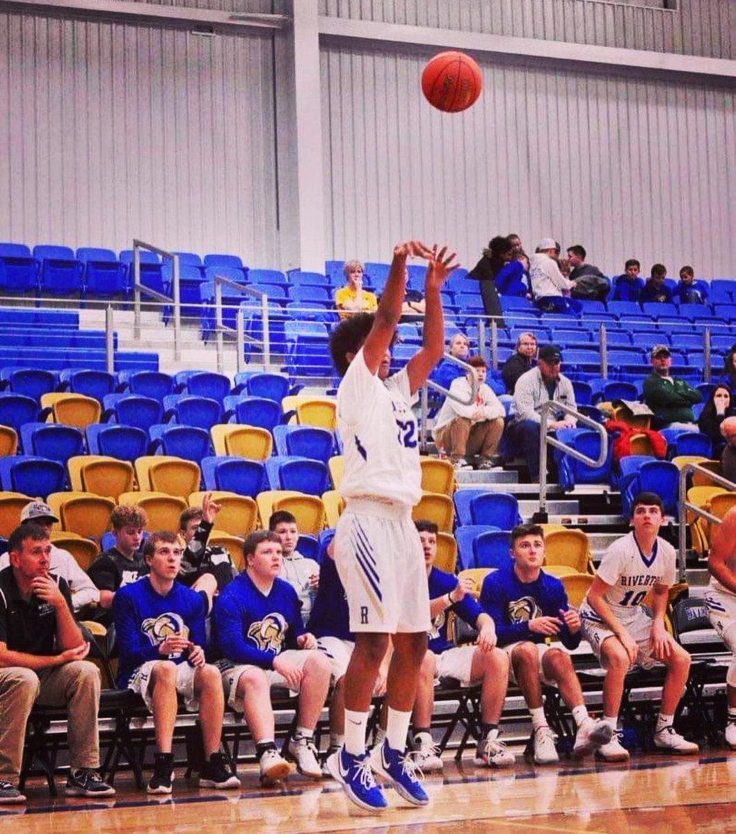 Welcome Jamey Richardson! Jamey is a 6’3 2023 G/F out of Riverton High School in KS.