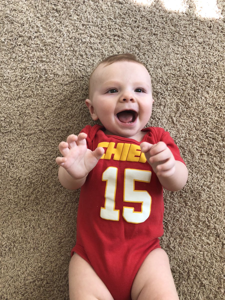 BHallNKC's tweet photo. First we had Ava, and the Royals won the World Series💙⚾️, and now we had Will, so your welcome KC😂🏈❤️💛 #championshipbabies #goodluckcharms #gochiefs https://t.co/eCZr6DFvtc