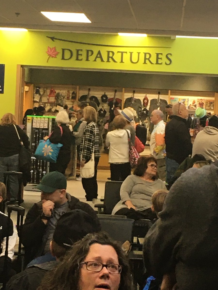 ⁦<a href="/flyyhm/">Hamilton International Airport (YHM)</a>⁩ perhaps fix the broken women’s toilet - line up to duty free - that’s 24 women lined up outside the washroom!