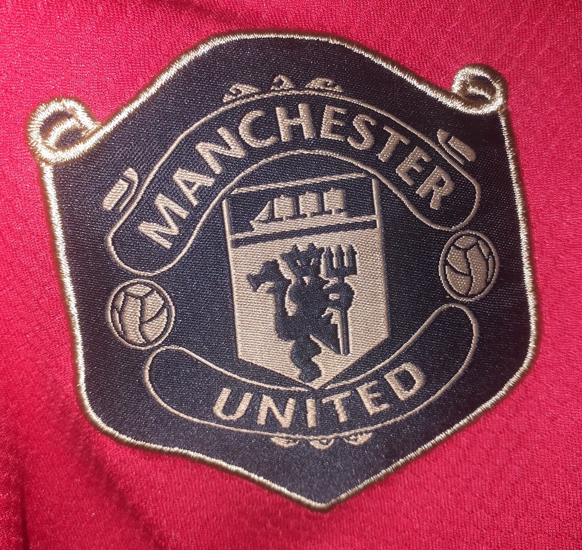 iamUncleMark's tweet photo. To me Manchester United is more than a club, it's a way of life

⛵⚓ https://t.co/OqEo8X1ChX