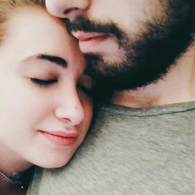 #Febrerosinedulcorantes
2/29
.
Hogar
.
.
Hogar no siempre es una casa, ni si quiera una ciudad.
Hogar a veces es un olor, una sensación, la tranquilidad, la seguridad.
.
@victoriapenafiel
#Febrerosinedulcorantes20 #slowlife ift.tt/2OpaLMu