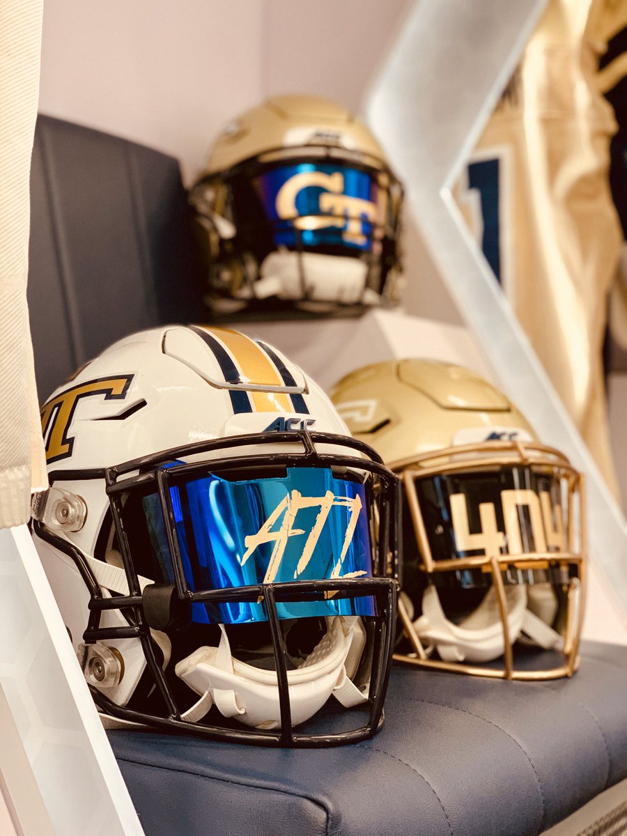 gtdean's tweet photo. @KaiBuffalo @GeorgiaTechFB @MarcoColeman_GT @CoachGreg11 @CoachWimberly 4️⃣0️⃣4️⃣🐝🏈🐝🏈🐝🔥🔥🔥🔥🏆🏆🏆🏆 #gojackets #togotherweswarm #theinstitute #4theCulture #Atlanta404 #familyovereverything #GoldFinger #GoldBlooded #404Takeover #404Movement #404theCULTURE #3stripelife #COMPETITIONisKING #MAYHEMisHERE #meGaTron21 https://t.co/VMUnoTcbmX