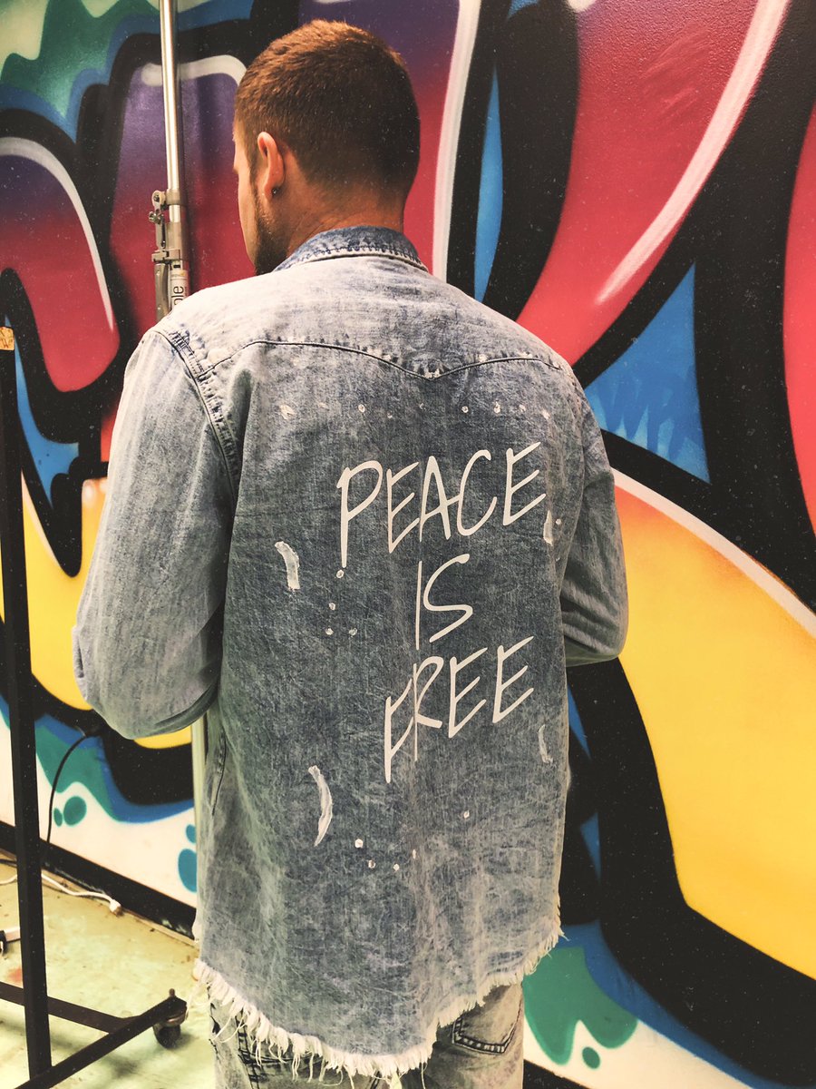 ToddHaynesMusic's tweet photo. My new clothing drop too heat
๐ซ๐ฅถ
#PeaceIsFree https://t.co/59fMMrhgHN