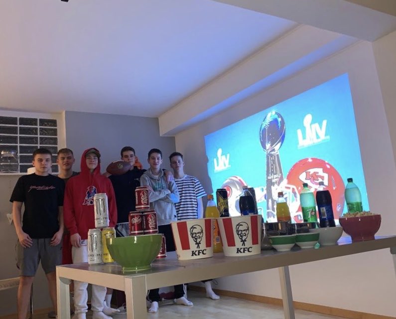 NurWir2's tweet photo. #ranNFLsuechtig #SuperBowl2020 #ranSB54 #viervier @Icke41 @ransport https://t.co/xweN2CPJRI