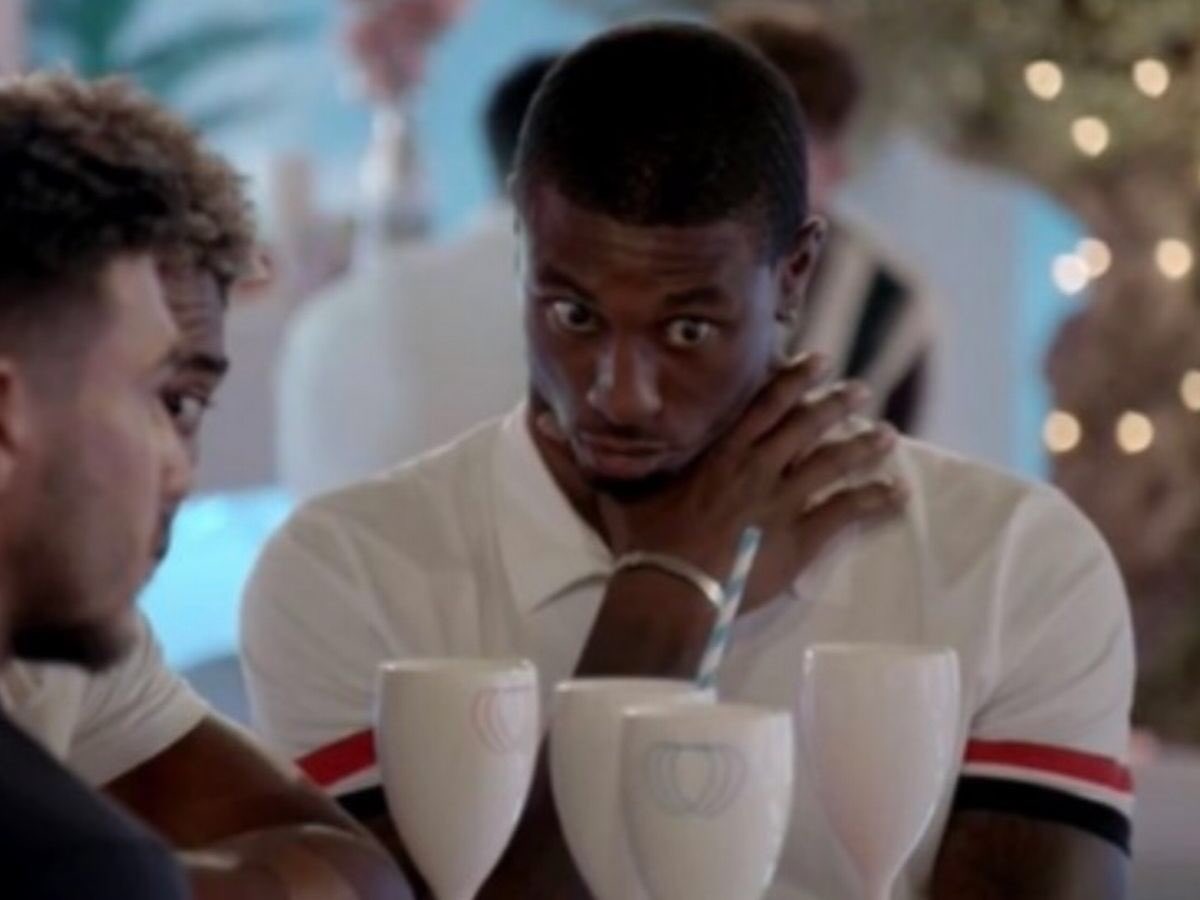 teIIytweets's tweet photo. “the devil moves fast but mike moves faster” shaughna is mad lmao #LoveIsland https://t.co/ymtW8IuqHQ