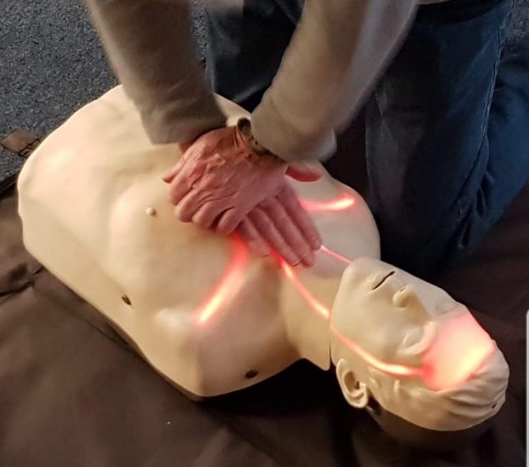 In January our #volunteers delivered 8 @TheBHF Heartstart classes and trained 180 people in emergency life support skills. Classes included staff and pupils at @AberfoyleP & @DPEAScotland Reporters
#OHCA