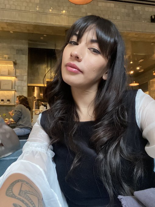 Watch Sabina Magic NYC 🪽🕊️☁️🪩's leaked NSFW photo on TwXstars