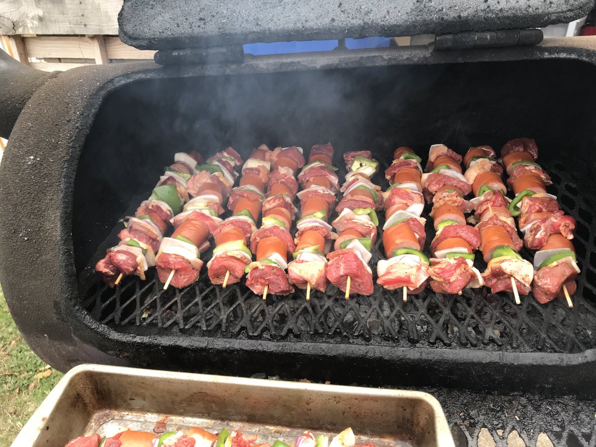 HGsrcia's tweet image. Ready for the Súper bowl!  This is what’s for dinner, plus ribs and brisket!