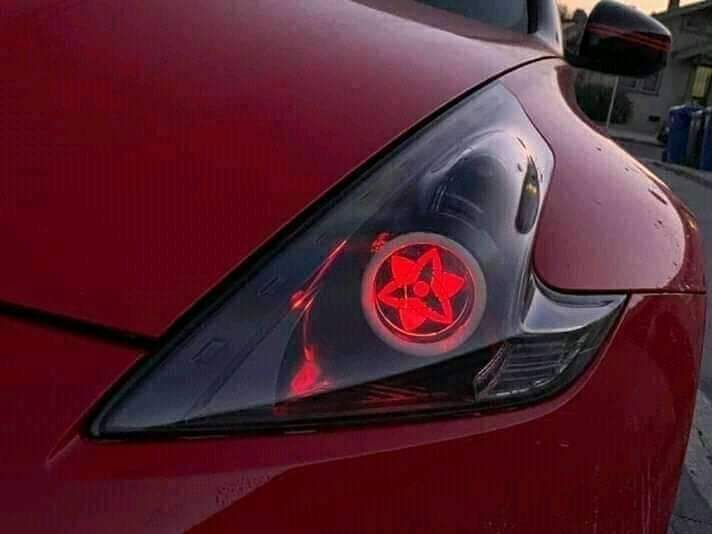 cyril_sacco's tweet photo. Pourquoi j'ai l'impression que cette voiture veut détruire son usine de fabrication ? https://t.co/nt4hAemcNY