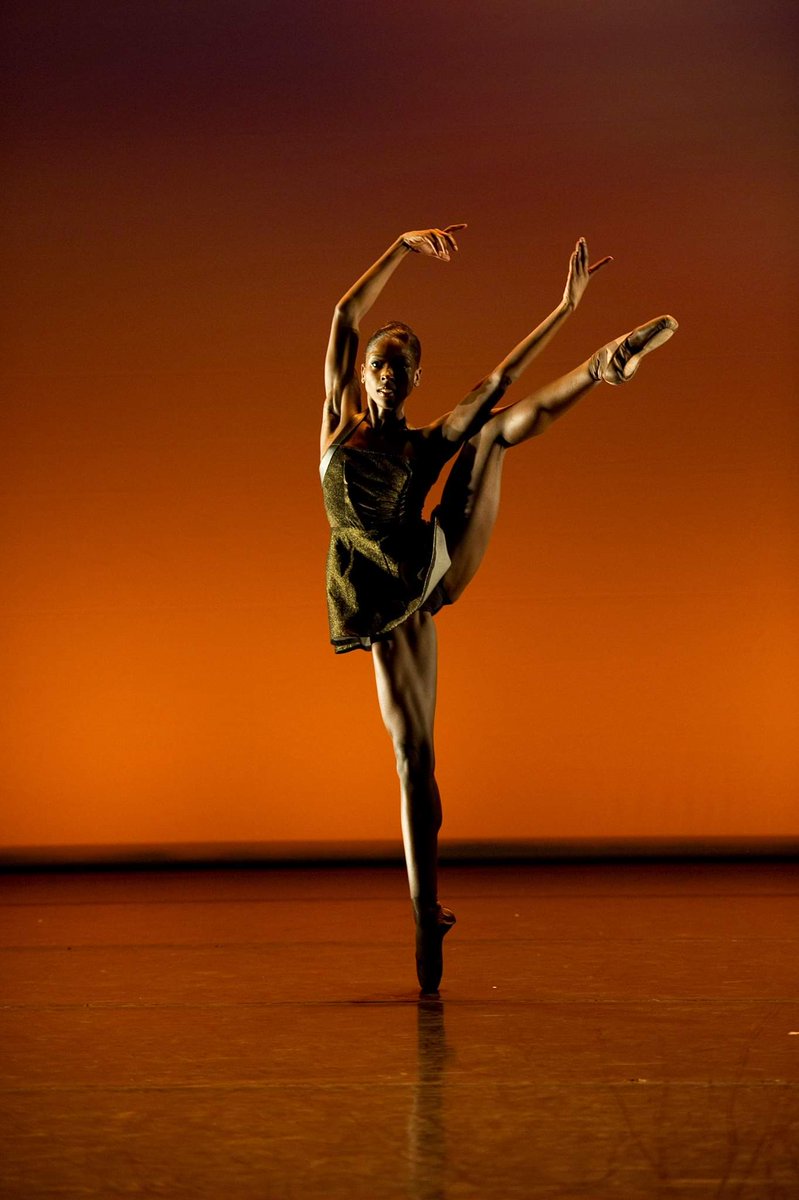 BalletBlack's tweet photo. Sunday evening throwback to 2010 & our ballet #DaGamba, choreographed by Henri Oguike for our Linbury Theatre season 🍂
Pictured: @Cirabesque
Photography: #BillCooper
Lighting: @drplight
Designs: #PeterTodd
#BalletBlack https://t.co/gVyrF8tLyq