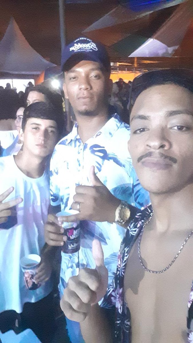 fflanatico22's tweet photo. Os cria tava presenteπ»
#Tem14Fantasy https://t.co/0IkvR6CwNZ