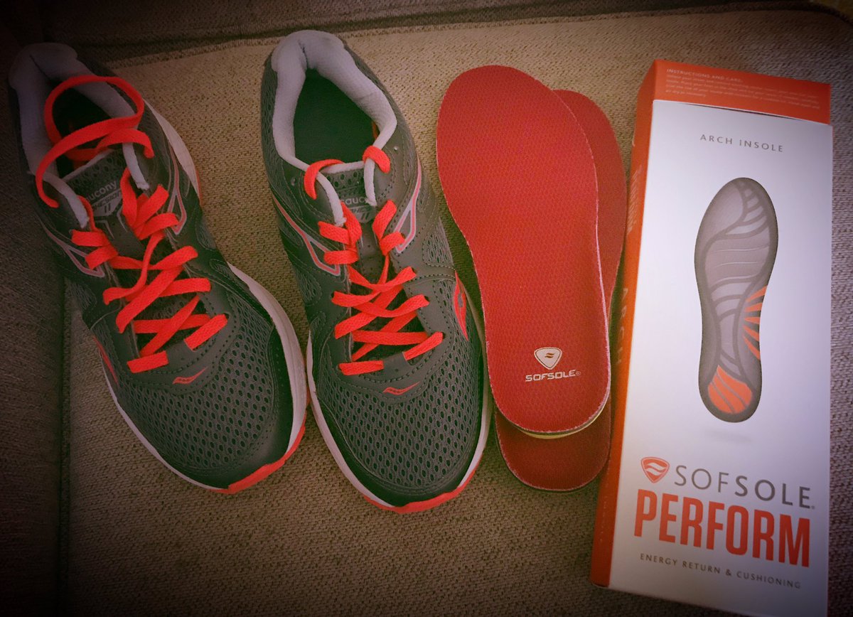 QPSNancyDrew's tweet photo. Things are starting to get exciting around here! Time to rotate in some new kicks. #saucony #sauconygridcohesion #sauconyrunning #sofsole #insole #higharches #runnerchic @sofsole @saucony #runchat https://t.co/DCKU2KhzO4