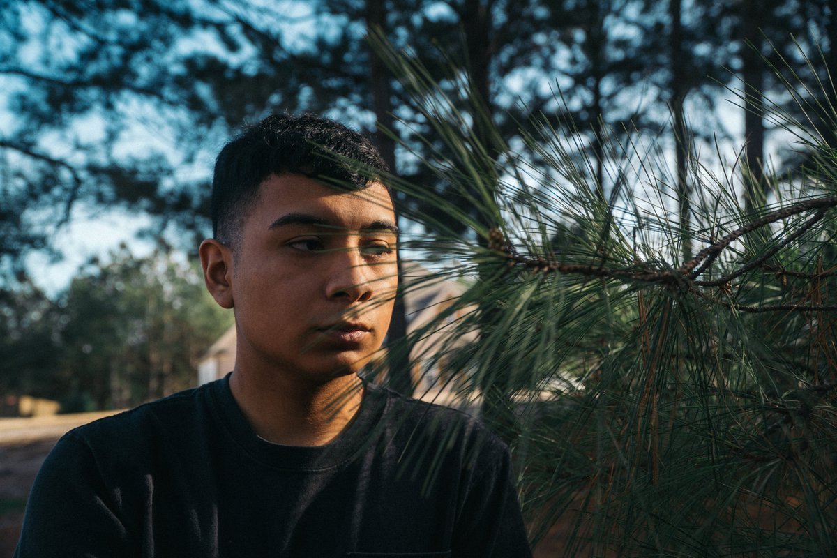 illuminizedj's tweet photo. Leave a ⚡down below if your'e ready for some new music 😏 #soon https://t.co/3CfEuKhe3W