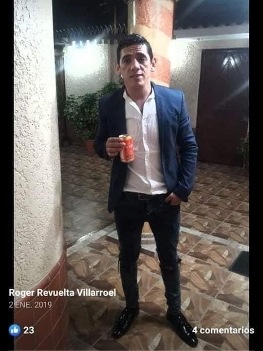 EsmeralPaz's tweet photo. #Bolivia #DictaduraEnBolivia
🇧🇴 6 meses de prisión para Patricia Hermosa (apoderada legar del Sr. Evo Morales)
🇧🇴 4 meses de prisión para Roger Revuelta (RJC) por intento de asesinato al periodista Adrian Pinto
#GeneracionWiphala💯

https://t.co/jSc5ZtWLsP
https://t.co/K6UJKrsoon https://t.co/Bz8HKP3fxm