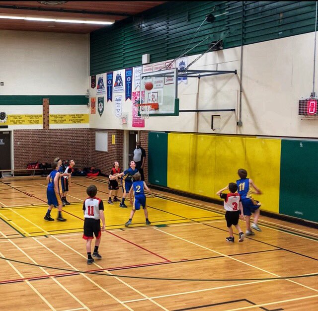 The families of our U12 boys earn a medal for all the driving and cheering they did this weekend at the IEM tournament. The boys played games in Aurora, Newmarket, Keswick and King City! Wow! Congrats  to the boys showing improvement and persistence in two nail biter games.