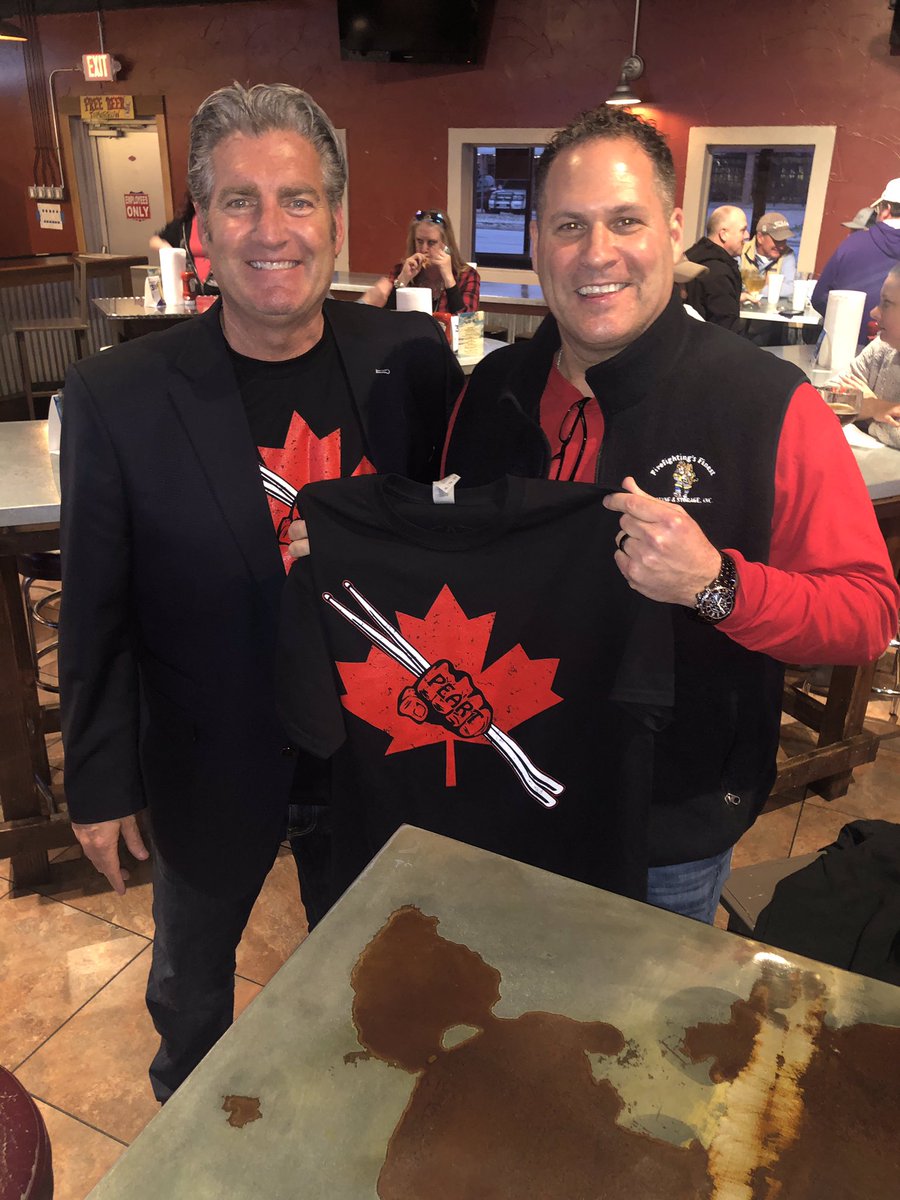 BOCKSHINER's tweet photo. Love your T-shirt! Here’s ones I made! Put a 2112 star man on back top https://t.co/Nmtu5IUpto