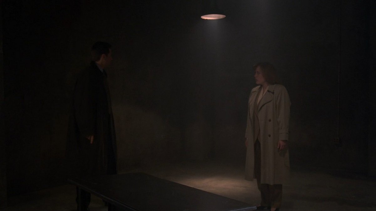mmbaker13's tweet photo. Imagine that, they stole the evidence... #XFiles #ErlenmeyerFlask https://t.co/OXqUwXLuPn