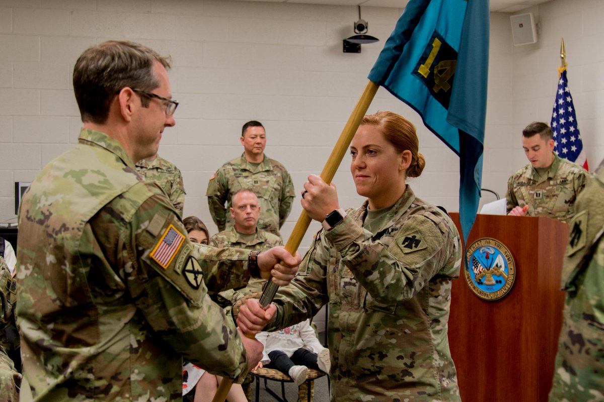 CameraJones's tweet photo. In more @OKGuard PAO news, congrats to @CheezLoueez on her successes as the #145MPAD commander. Maj. Tschetter did a lot to improve the the 145th and shepherded it through a lot of transition and difficult missions. She's going to do an awesome job in the state PAO shop! https://t.co/DyuZmXXqiu