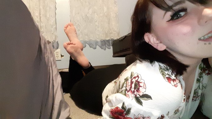 I'm not ignoring anyone! I'm currently dealing with some health issues. I have to take some time off<a href="/tag/footworship"class="tags"><span>#footworship</span></a><a href="/tag/threesome"class="tags"><span>#threesome</span></a><a href="/tag/paypig"class="tags"><span>#paypig</span></a><a href="/tag/footgoddess"class="tags"><span>#footgoddess</span></a><a href="/tag/humanatm"class="tags"><span>#humanatm</span></a>