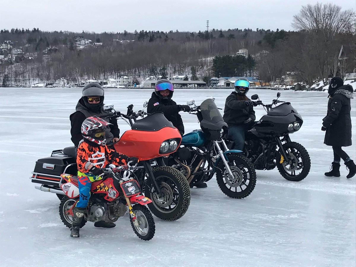 laconiaharley's tweet photo. Ice ice baby - Successful day on Meredith Bay☃️ #iceracing #racing #harleydavidson #startemyoung #pondhockey #laconiahd https://t.co/GWNp7tGxEF