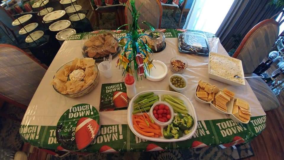 RailgatingJax's tweet photo. Where are you watching the big game? Show us pics of your #SuperBowl party! #Railgating #RalCar #Jax #Duuuval https://t.co/mlNMNwrulu