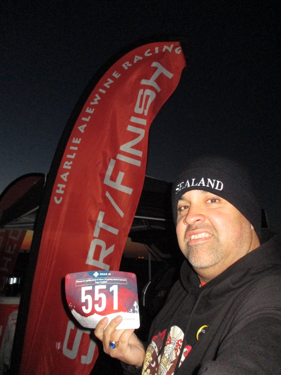 sealandathletic's tweet photo. On February 2nd, Sealand ran at the Rock Groundhog Day Half Marathon by Charlie Alewine Racing. 
Time: 3:39:35
Long Beach, CA.
E Mare Libertas 
@SealandGov #Sealand #PrincipalityOfSealand #ThePrincipalityOfSealand #EMareLibertas #SealandGov  #CharlieAlewineRacing #HalfMarathon https://t.co/iZvf65sUH5