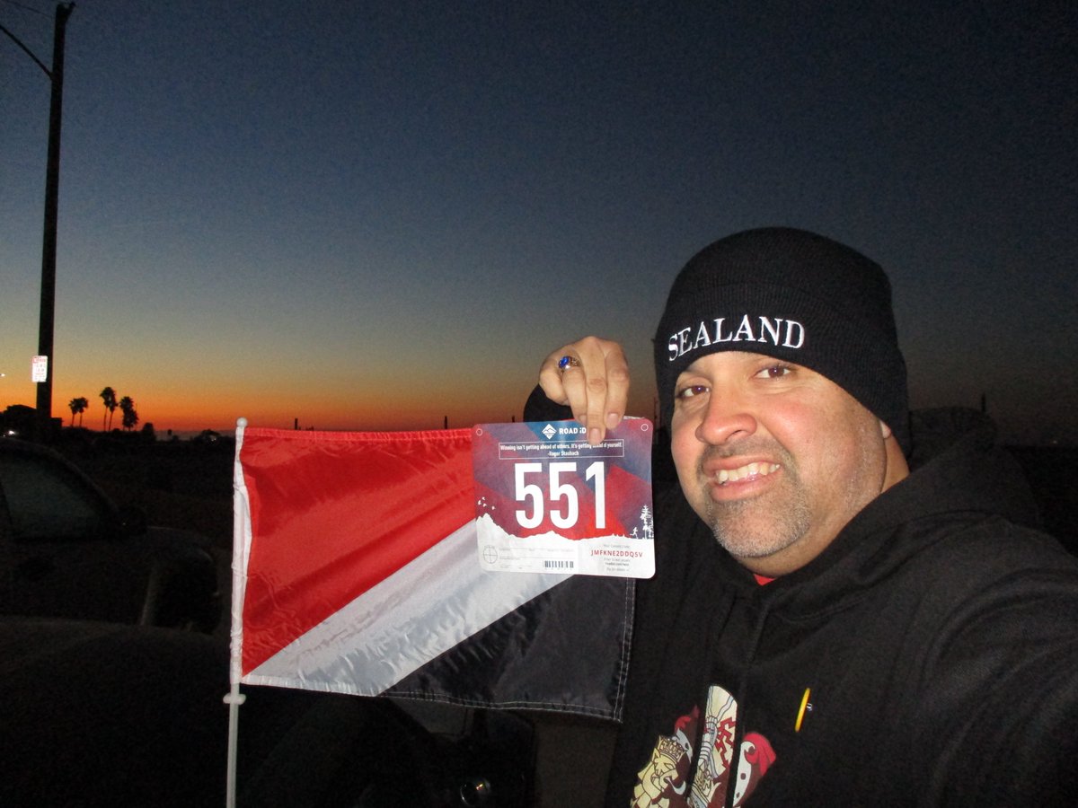 sealandathletic's tweet photo. On February 2nd, Sealand ran at the Rock Groundhog Day Half Marathon by Charlie Alewine Racing. 
Time: 3:39:35
Long Beach, CA.
E Mare Libertas 
@SealandGov #Sealand #PrincipalityOfSealand #ThePrincipalityOfSealand #EMareLibertas #SealandGov  #CharlieAlewineRacing #HalfMarathon https://t.co/iZvf65sUH5
