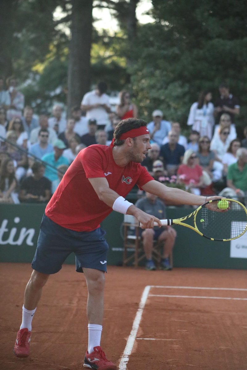 puntaopen's tweet photo. 📸 La final se va a tercer set... ¿Quién será el campeón? 🏆
.
#PuntaOpen2020🎾 https://t.co/VW4s9JLhwp