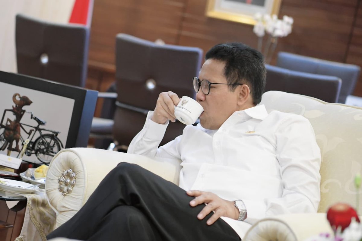 Selamat pagi #SobatDesa
Semangat hari senin yaa, ayoo kembali berkativitas.
Jangan lupa ngopi dlu broo!!