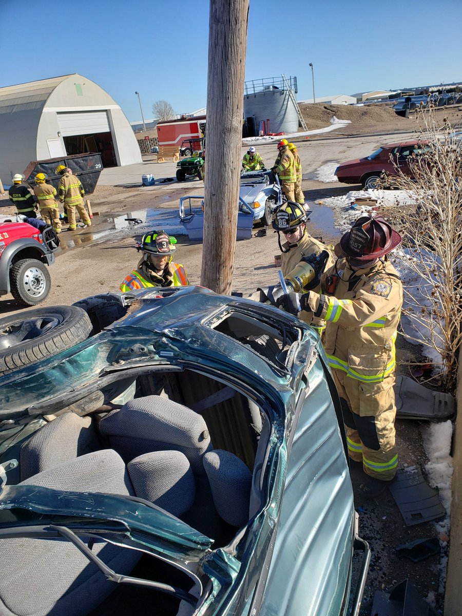 CDUBfd419's tweet photo. What a great 3 days of training and learning at the #leslukertwinterconference! Everyone picked up a nugget or 2! https://t.co/JrpvxmkZ0Q