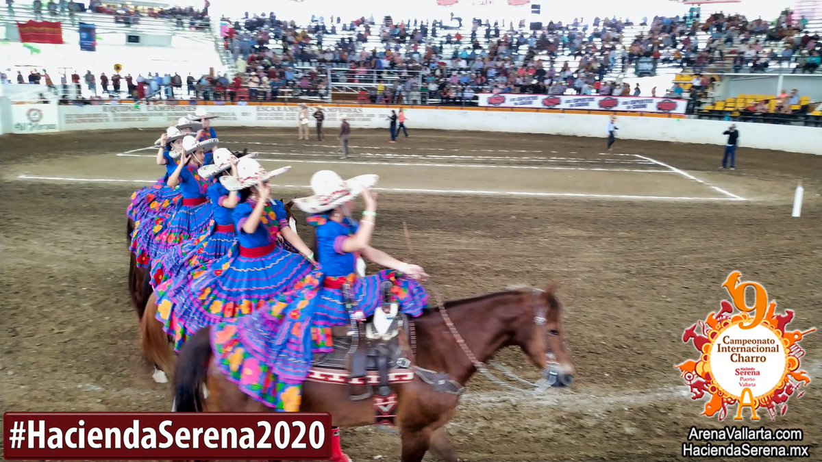 ¡Escaramuza Charra de Chiapas! 🐴😍 presente en #HaciendaSerena2020

Campeonas de #ArenaVallarta2019 

#HaciendaSerena2020 #ArenaVallarta2020 #HaciendaSerenaPV #ArenaVallarta #PuertoVallarta #Charrería #Charros #Escaramuzas #Skirmishes #DancingHorses #MexicanRodeo