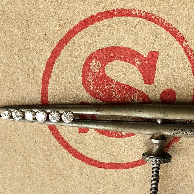 studiodelucca1's tweet photo. diamonds on deck #s #sundance #starrett #whatshouldwemake 🤍🤍🤍 12pt to 25pt https://t.co/hVK6xuPM6W https://t.co/TMHlEb4X1e