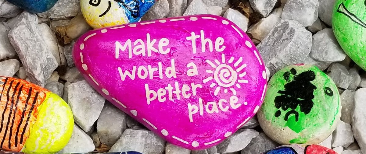 LivUniAlumni's tweet photo. #randomactsofkindnessday2020 
Let's celebrate random acts of kindness today.
A simple act of kindness, no matter how small can brighten someone's day … a compliment or smile can go a long way 😁 https://t.co/CsIfZo6j8f