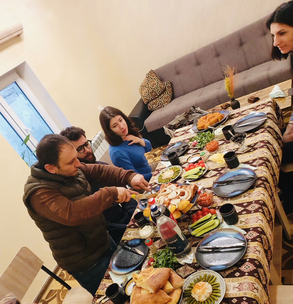ZoominTravel's tweet photo. #Lunch to be like this. At Tigran Arakelyans home. #sub #Armenia #Experience #visitArmenia #visitYerevan #Travel #travelbloggers https://t.co/XfxcRTbh5H