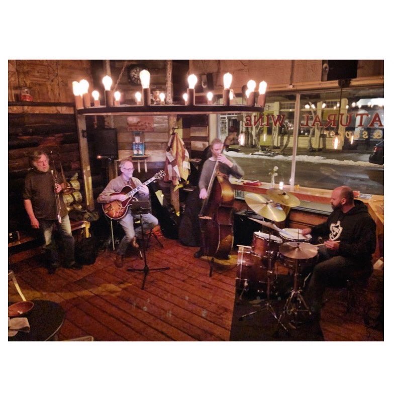 Monday Night Jazz w/ special guest Jeanine Ouderkirk, along with:

Nick Masters / piano
James Robbins / bass
Joe Barna / drums

7:00pm-9:30pm TONITE