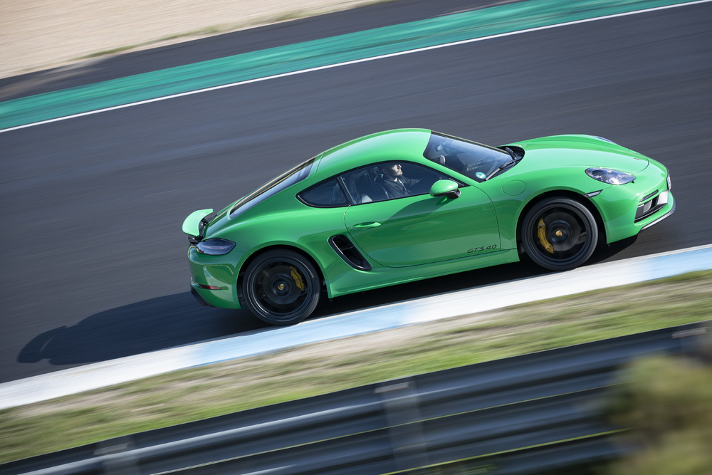 Porsche Gb Two Seats Three Pedals And Six Cylinders The New 718 Cayman Gts 4 0 Seen Here In Python Green How Would You Spec Yours T Co Xuycvb3rvj T Co Zpfzwx6mhr Porsche Gb Two Seats Three Pedals And Six Cylinders The New 718 Cayman Gts 4 0 Seen Here In Python Green How Would You Spec Yours T Co Xuycvb3rvj T Co Zpfzwx6mhr
