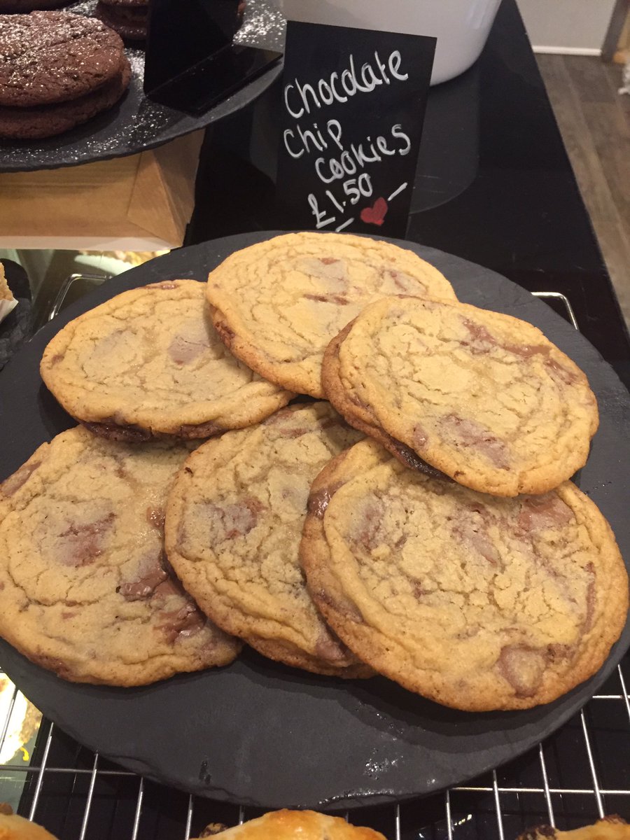 Essefactorycafe's tweet photo. Freshly baked...straight out of the ESSE 990ELX 🍪💕☕️@Essefactorycafe @ESSE1854 https://t.co/q65WLO5a0B